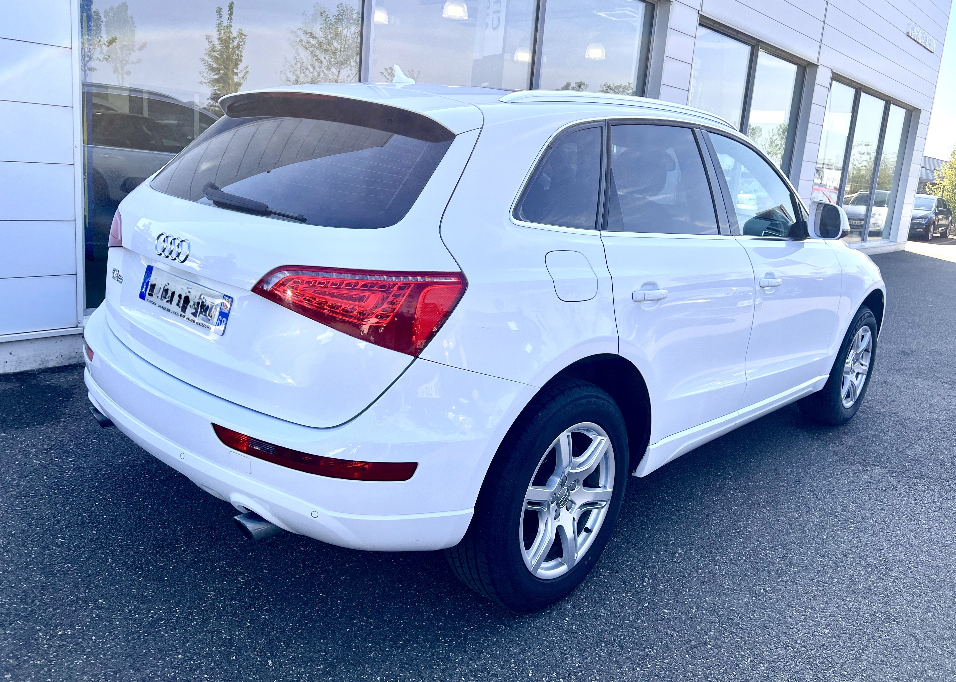 Garage Kern - AUDI Q5 2.0 TFSI 211 AVUS SUATTRO S TRONIC 