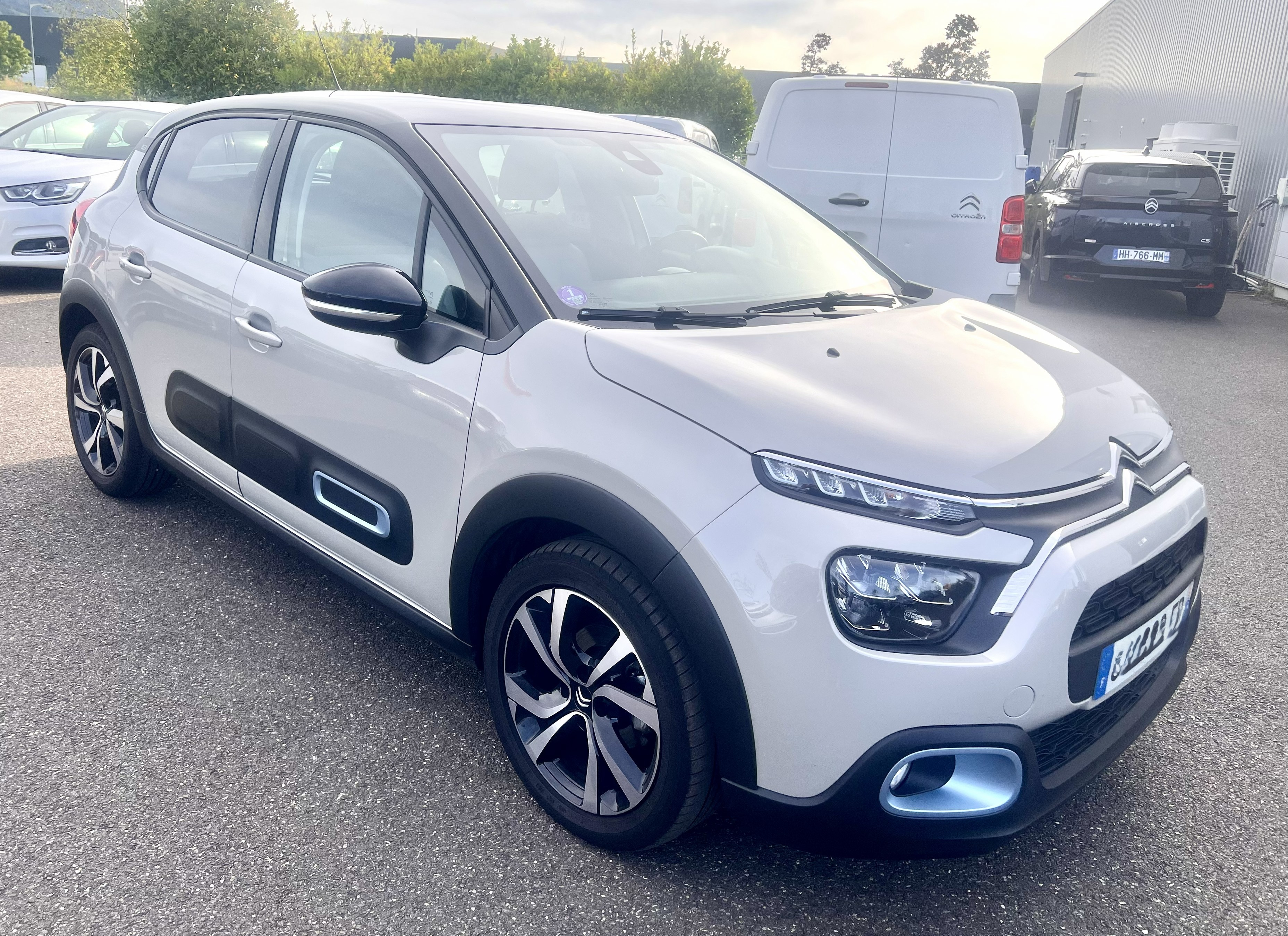 Garage Kern - CITROËN PURETECH 110CV ELLE BVM6